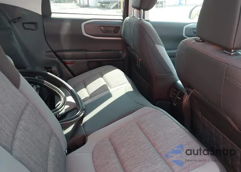 2022 Ford Bronco Sport Big Bend z USA, uszkodzony, nr VIN 3FMCR9B61NRD72989